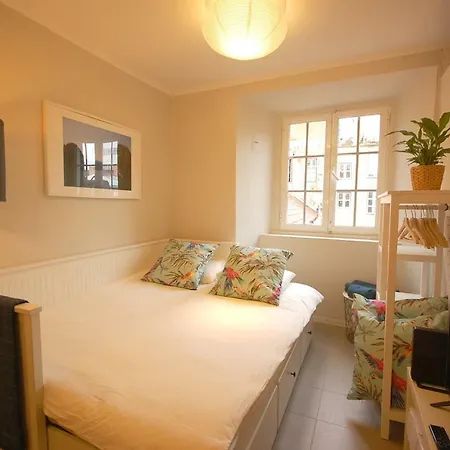 Apartment Cozy Studio In Janelas Verdes Lisbon