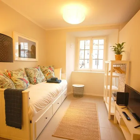 Apartment Cozy Studio In Janelas Verdes *