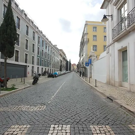 Cozy Studio In Janelas Verdes * Lisbon